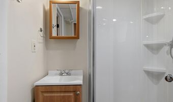 49 Gipp Rd, Albany, NY 12203