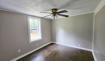 405 Pine Bluff Rd, Albany, GA 31705