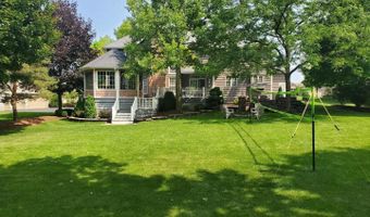 3621 Bunker Hill Dr, Algonquin, IL 60102