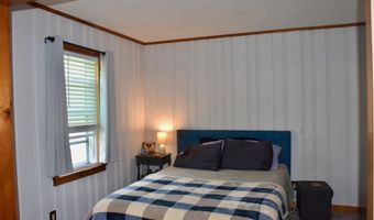 23 Mooney Dr, Alburgh, VT 05440