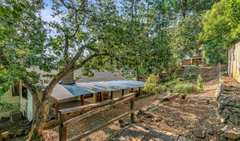 1015 Oneida Cir, Ashland, OR 97520