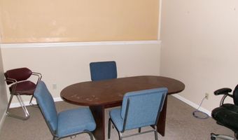 19 S Washington St, Bloomfield, IN 47424