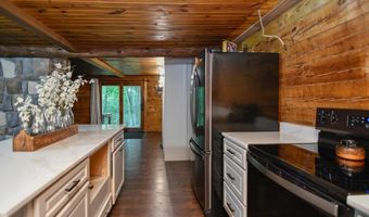 3855 NORWAY WOODS Ln, Abrams, WI 54101