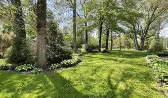 9017 Stone Rd, Algonac, MI 48001