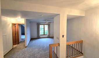 2782 Maitland Dr, Ann Arbor, MI 48105