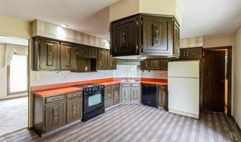 2907 Northwood Dr, Ames, IA 50010