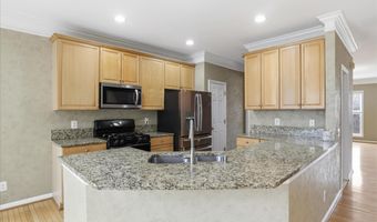 43909 THORNCROFT Ter, Ashburn, VA 20148