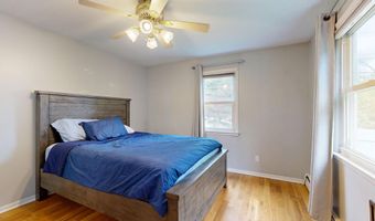 4 Arbania St, Auburn, ME 04210