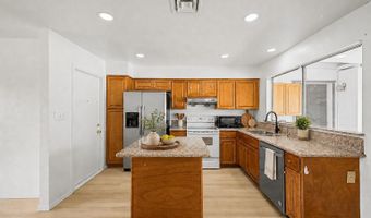 1820 W CHEYENNE Dr, Chandler, AZ 85224
