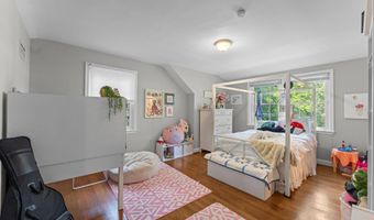5121 BALTAN Rd, Bethesda, MD 20816