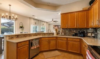 2422 W CLEARVIEW Trl, Anthem, AZ 85086