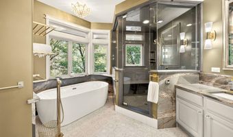 545 Ashland Creek Dr, Ashland, OR 97520