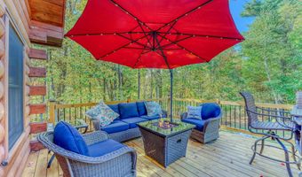 757 Maple St, Bethlehem, NH 03574