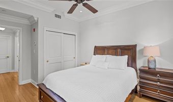 341 Thames St 103, Bristol, RI 02809