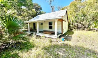 87 Martin Luther King Jr Blvd, Apalachicola, FL 32320