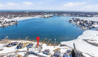 Barnacle Road, Narragansett, RI 02882