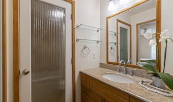 2050 KANOE St 208, Kihei, HI 96753