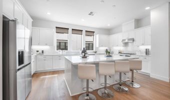 2180 Corsair St, Alameda, CA 94501