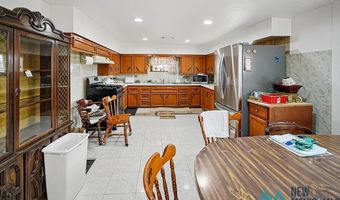 1502 Hill Sts, Carlsbad, NM 88220