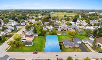 285 Division St, Algoma, WI 54201