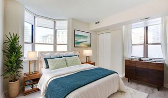 4808 MOORLAND Ln 711, Bethesda, MD 20814