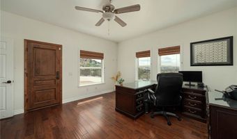 33322 Deerglen Ln, Agua Dulce, CA 91390