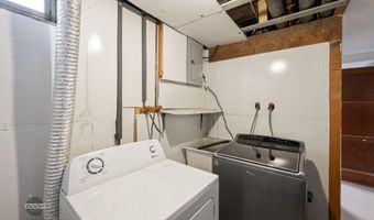3233 Tarwater Ave, Anchorage, AK 99508