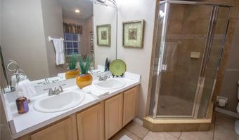 878 LAKE JACKSON Cir, Apopka, FL 32703