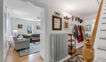 85 Bedford St, Bath, ME 04530