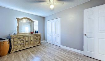 6040 FRANCIS Dr, Apollo Beach, FL 33572