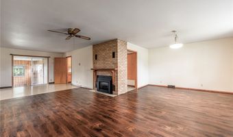 2336 Hayden Ave, Altoona, WI 54720