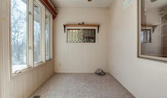 18180 S 153rd St, Basehor, KS 66007