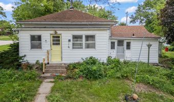 311 4Th St E, Riverside, IA 52327