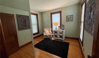 610 N 5th St, Atchison, KS 66002