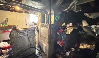 2016 13th St SW, Akron, OH 44314