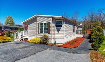 40 Campbell Cir, East Greenwich, RI 02818