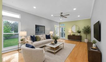 2324 Tracy Ln, Algonquin, IL 60102