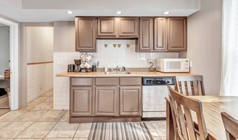 144 Whittier St, Bridgeport, CT 06605