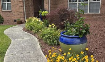 944 Southwick Dr, Alcoa, TN 37701