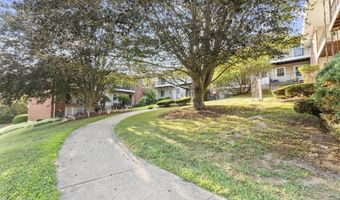 50 Greenhouse Rd 42D, Bridgeport, CT 06606