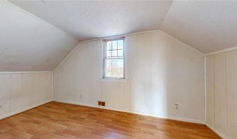 226 Marshall Ave, Cumberland, RI 02864