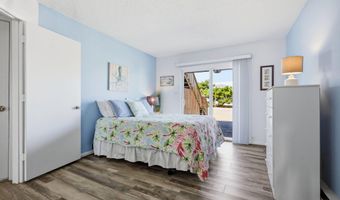 201 Freeman Ln A, Atlantic Beach, NC 28512