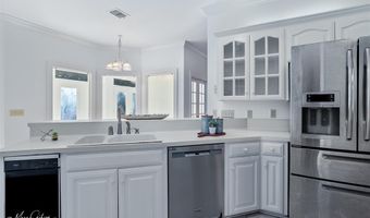 4936 Old Oak Dr, Benton, LA 71006