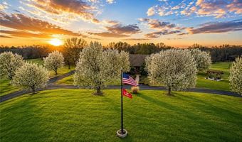 1426 E State Line Rd, Baxter Springs, KS 66713