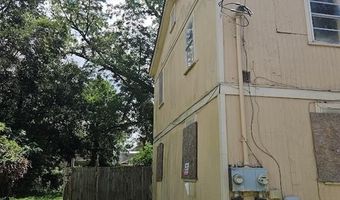 2118 Harden St, Savannah, GA 31415