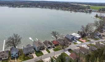 3795 W Sycamore Beach Rd, Angola, IN 46703