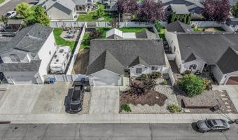 310 Oakridge Dr, Elko, NV 89801