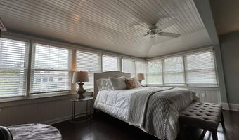 310 N Atlantic Ave, Beach Haven, NJ 08008