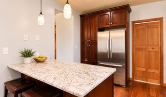 138 Church St, Belford, NJ 07718