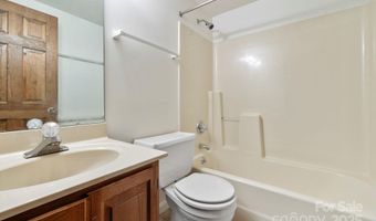 204 Woodfield Dr, Asheville, NC 28803